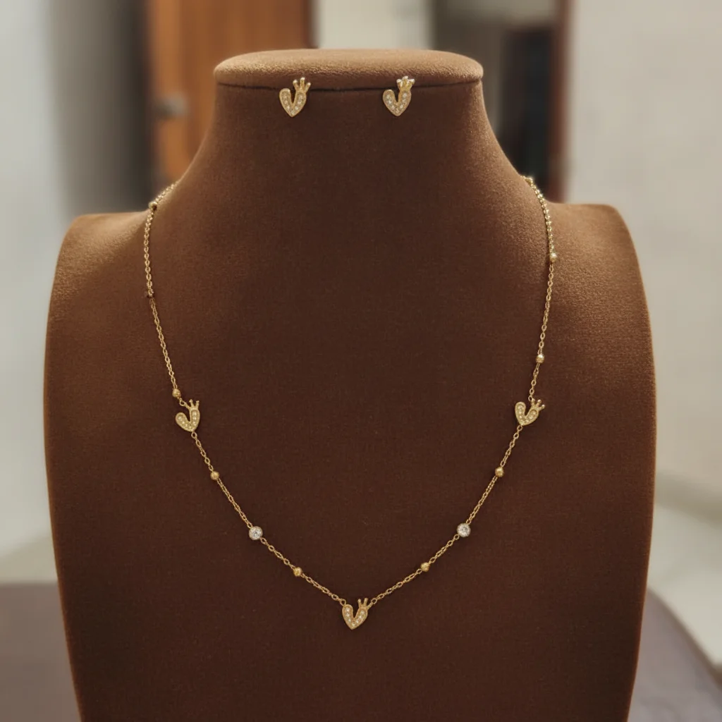 Heart & Crown Anti-Tarnish Necklace Set