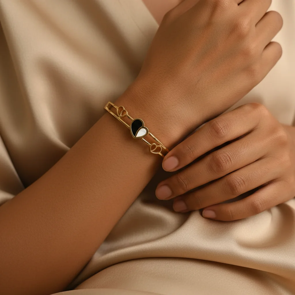 Heart Harmony Anti-Tarnish Bangle