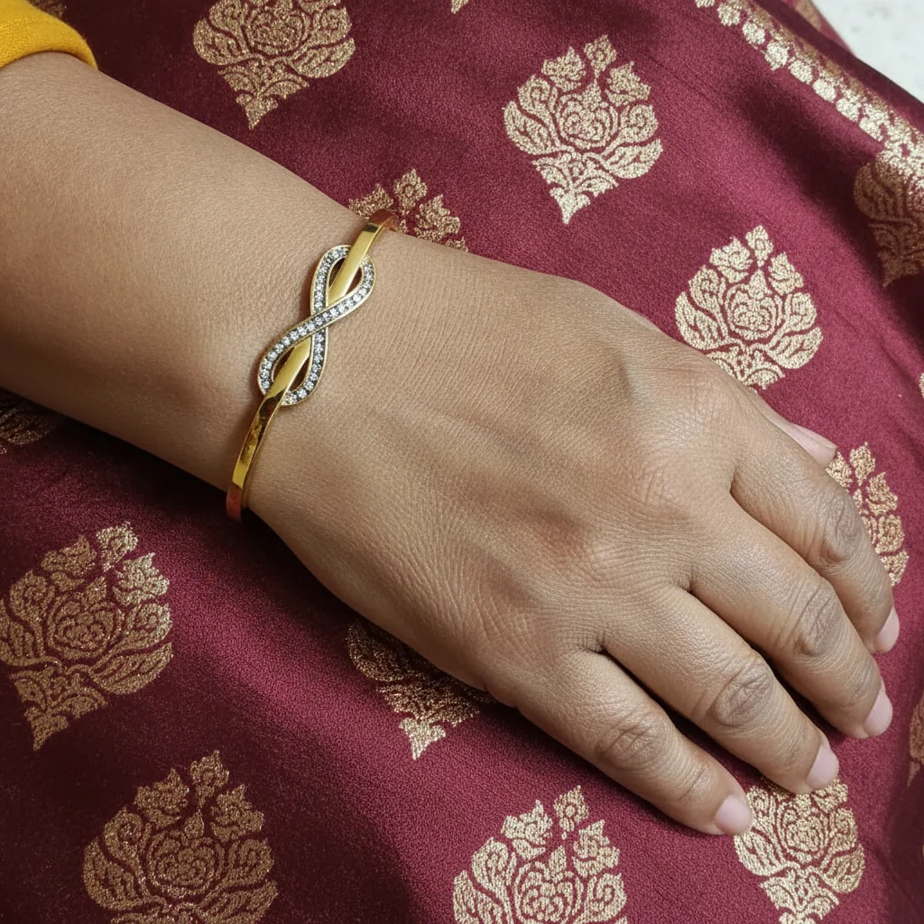 Infinity Knot Anti-Tarnish Bangle