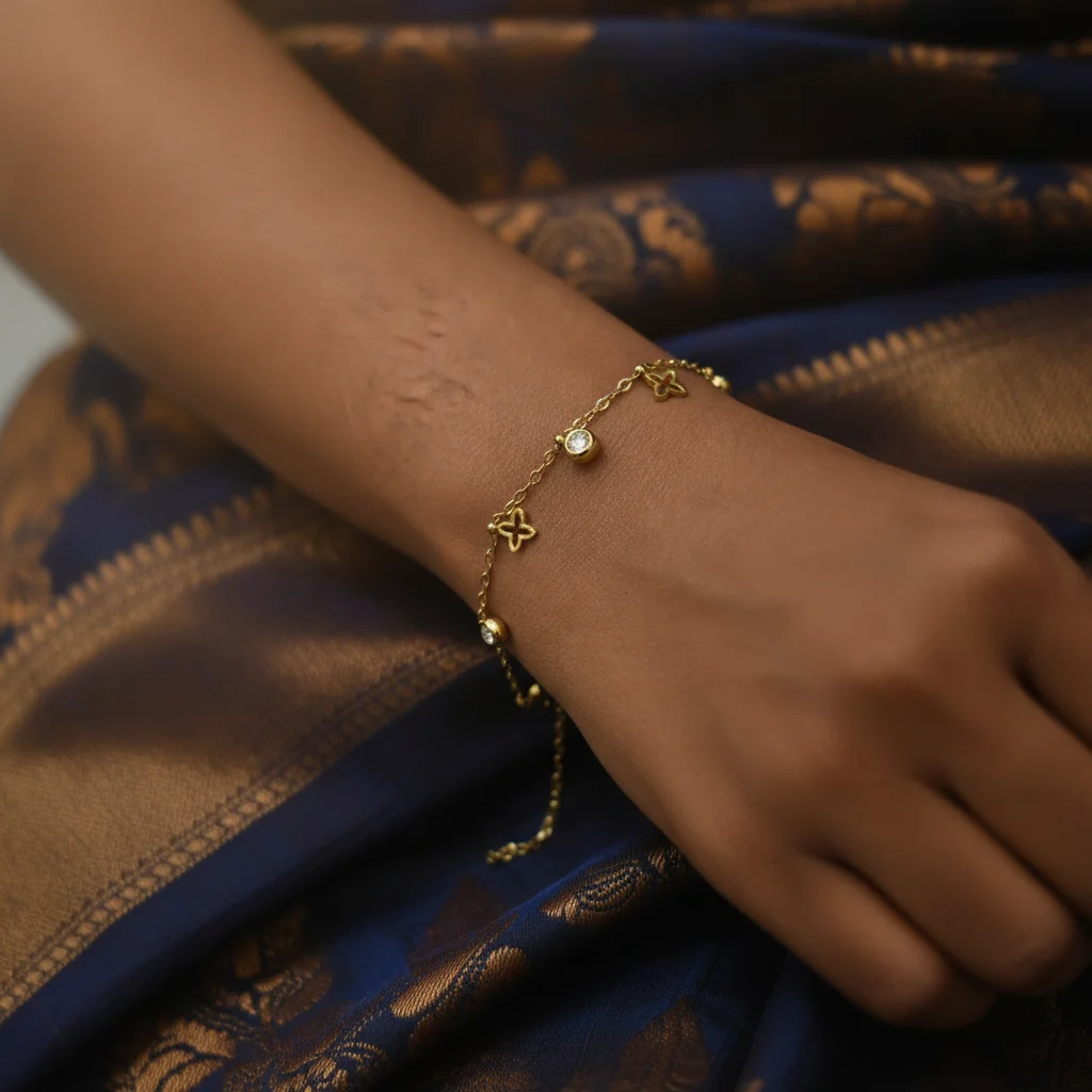 Clover Charm Anti-Tarnish Bracelet