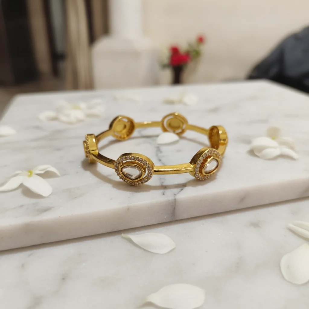 Aura Kundan Halo Bangles - View 2