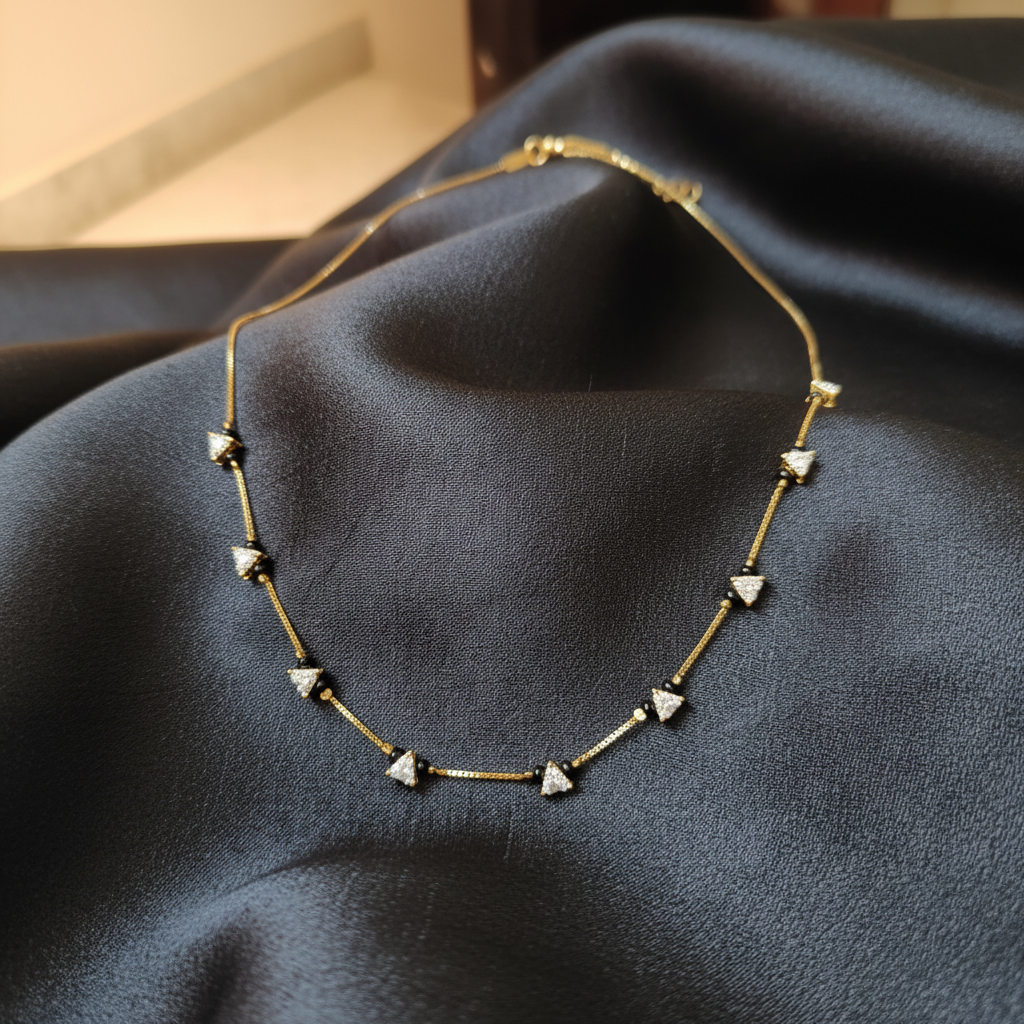 Celestial Trio High-Gloss Black Bead Chain