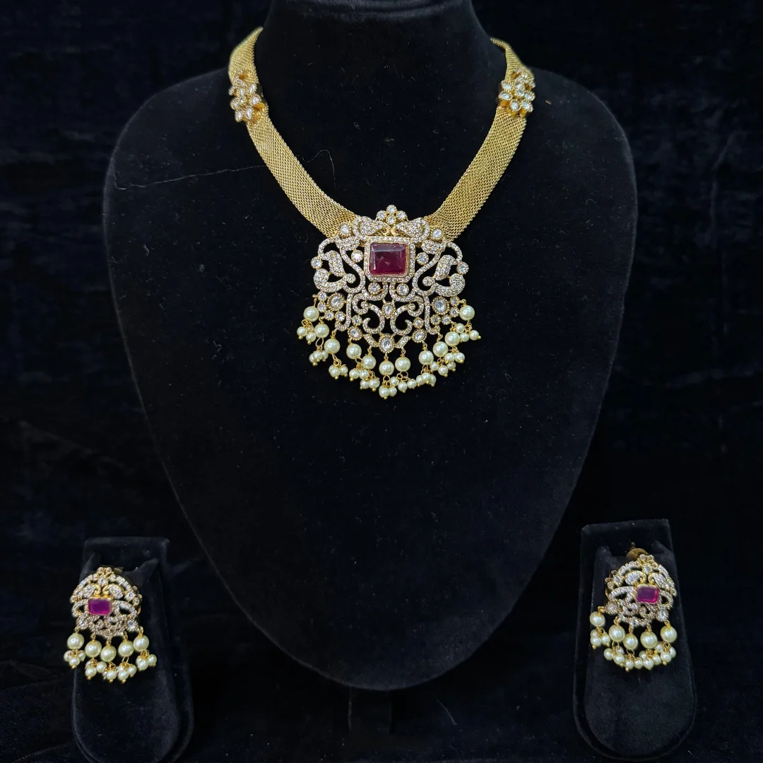 Regal Ruby Mesh Necklace Set - View 4