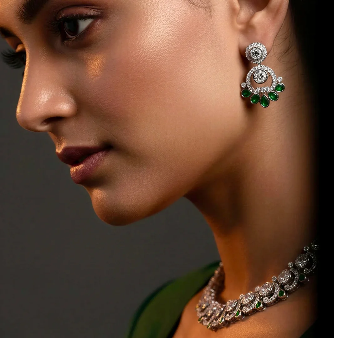 Celestial Emerald Scroll Necklace Set - View 2