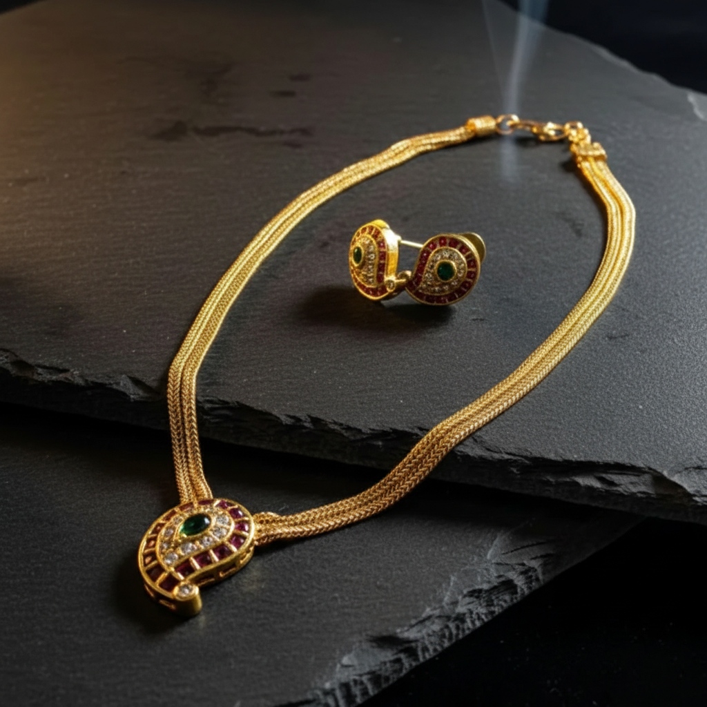 The Paisley Heritage Necklace Set